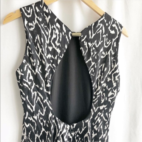 Zara basic black & white print shift dress - Picture 4 of 5